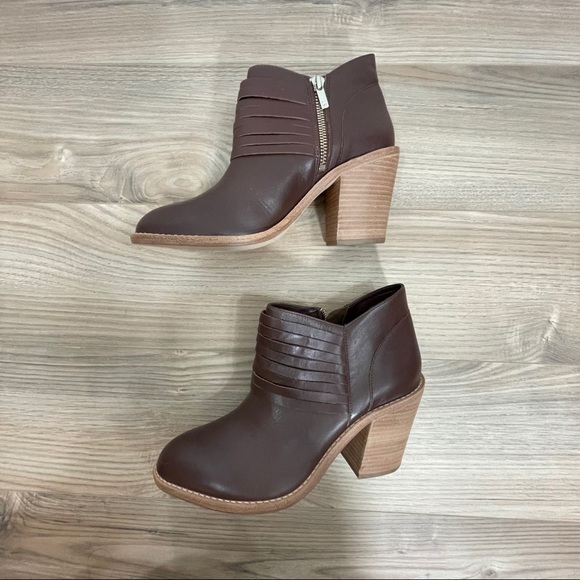 Loeffler Randall Eva Leather Ankle Stacked Heel Booties - Picture 9 of 11